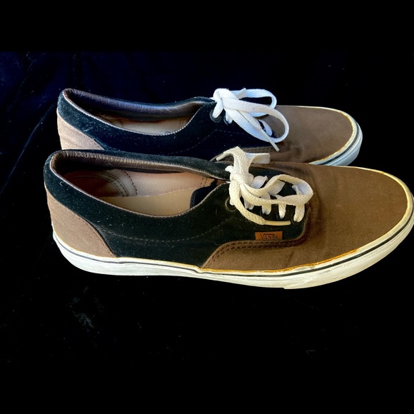 Men’s Vans - Picture 4 of 6